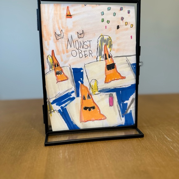 Other - 1 of 1 Mon Stober 2000s art by Sara